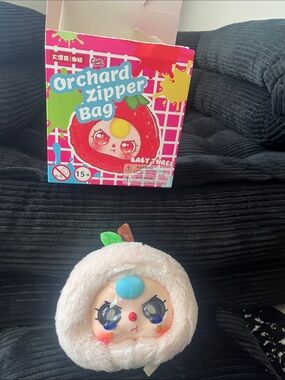 Cuteplaneta Orchard Zipper Bag